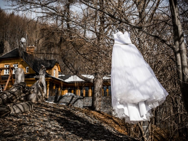 Svatební šaty- svatba v zimě
